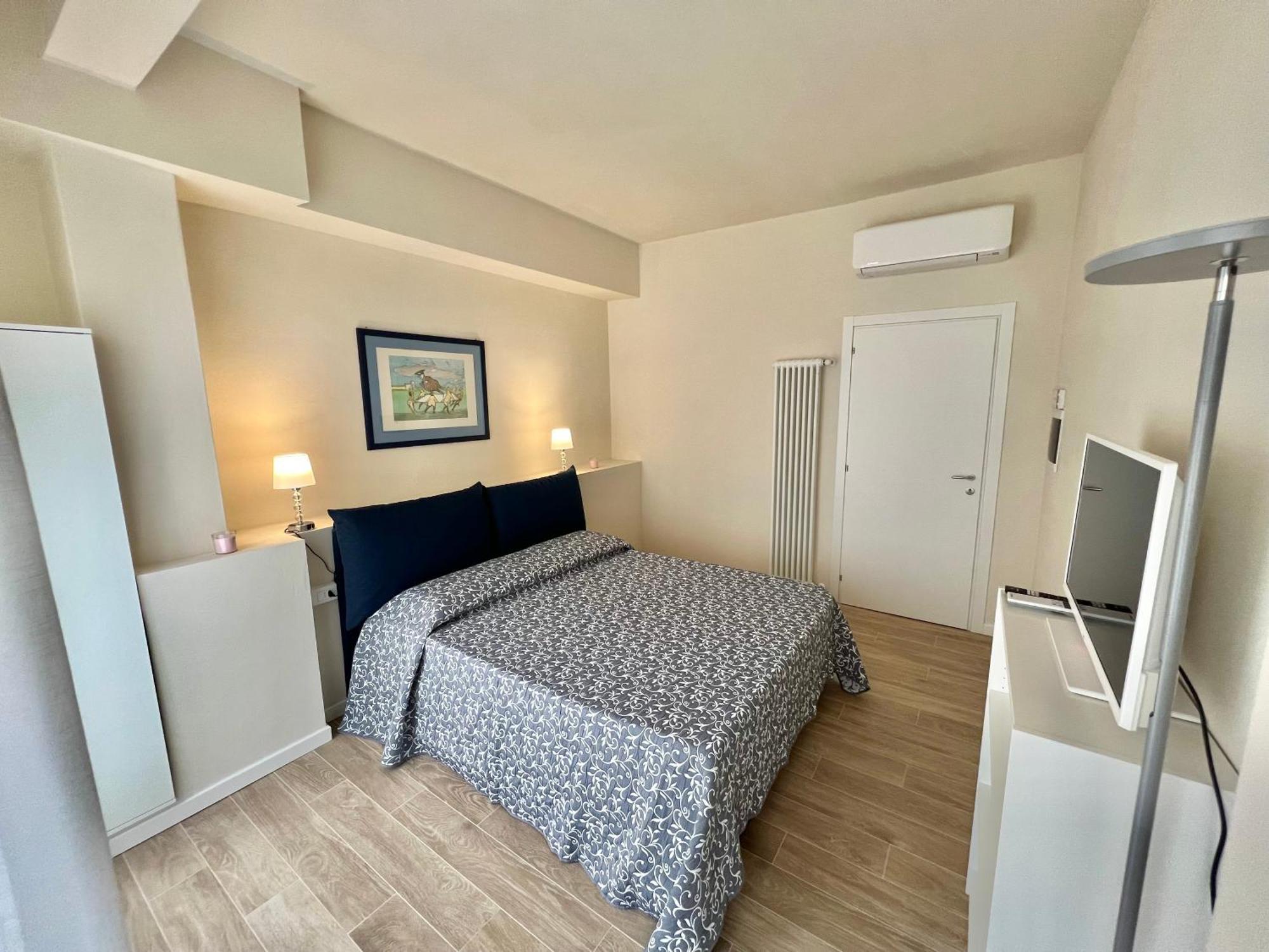 F&F Rooms بيزا المظهر الخارجي الصورة